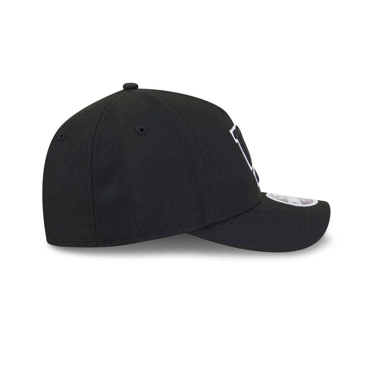 New York Giants Black & White 9FORTY M-Crown A-Frame Snapback Hat