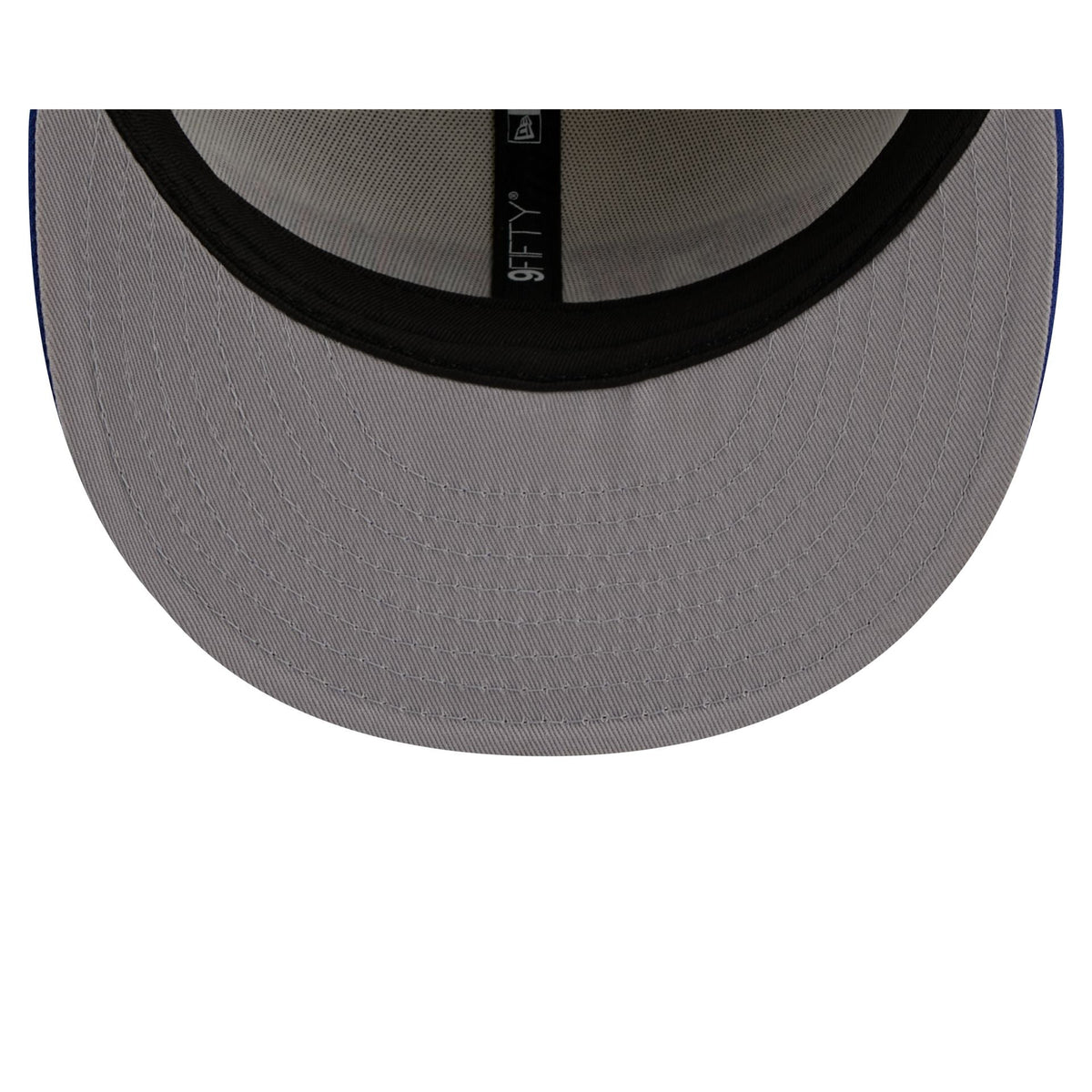 New York Knicks 2025 City Edition Chrome White Corduroy 9FIFTY Snapback Hat