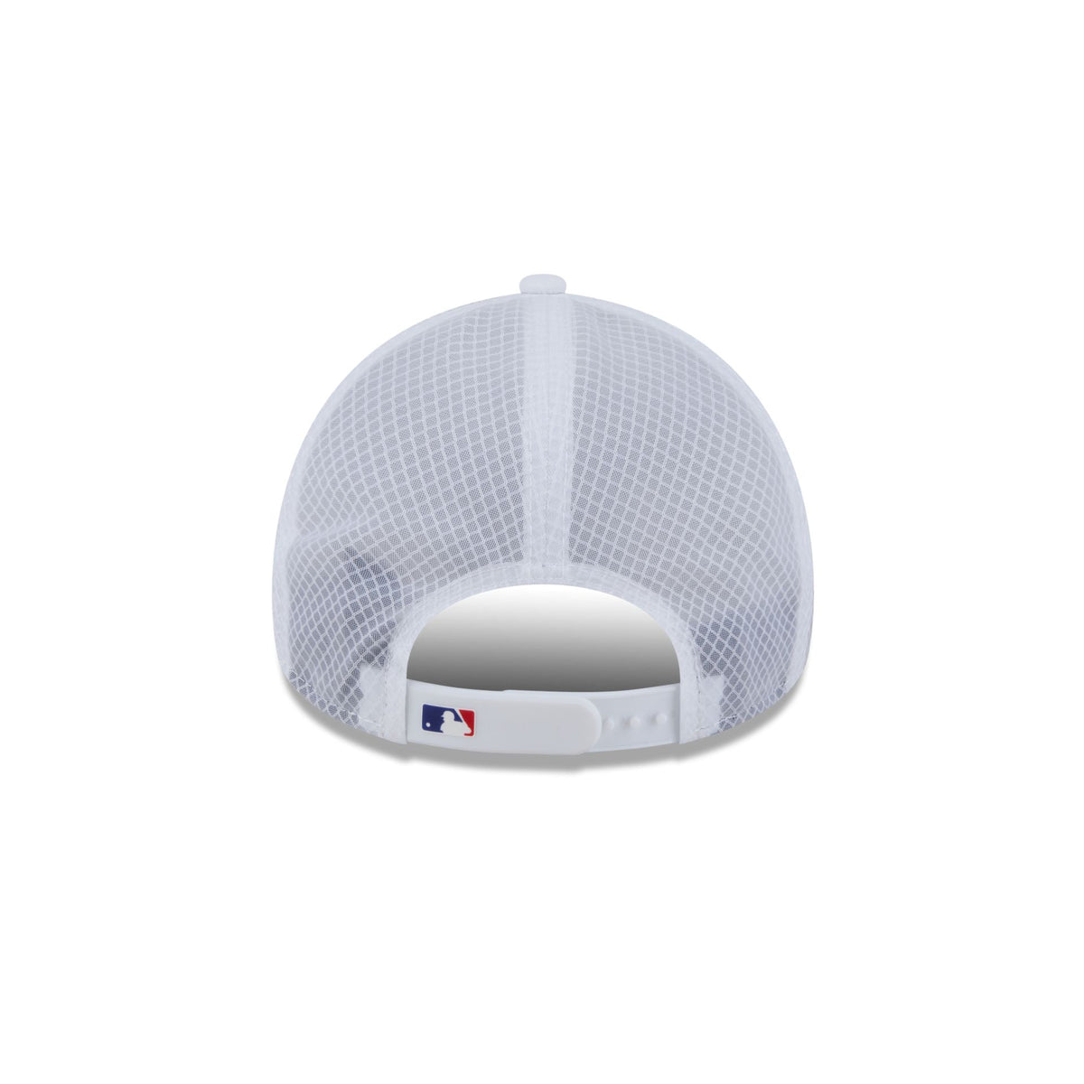 Philadelphia Phillies 2026 Batting Practice White 9FORTY APEX Trucker Hat