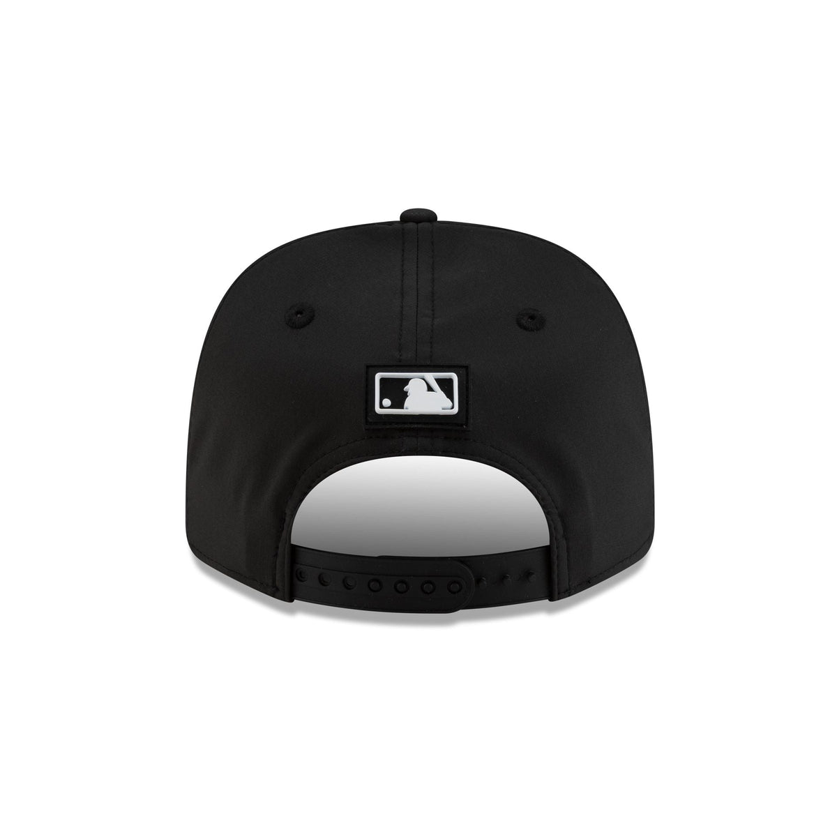 Arizona Diamondbacks 2026 Clubhouse Black & White Split Panel 9SEVENTY Stretch-Snap Hat