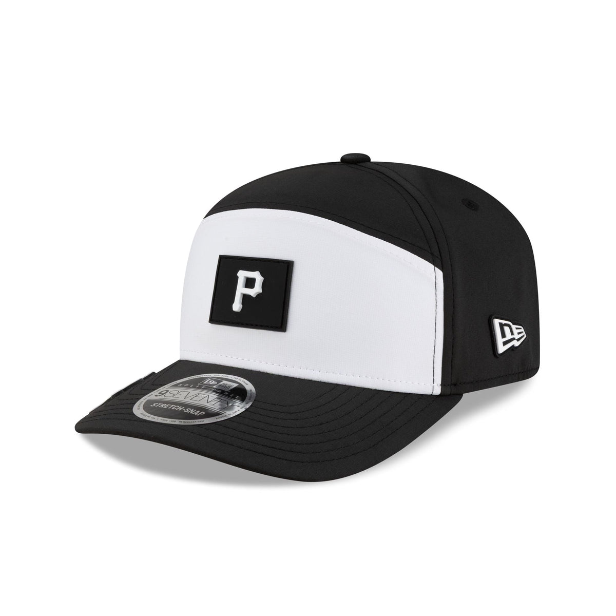 Pittsburgh Pirates 2026 Clubhouse Black & White Split Panel 9SEVENTY Stretch-Snap Hat