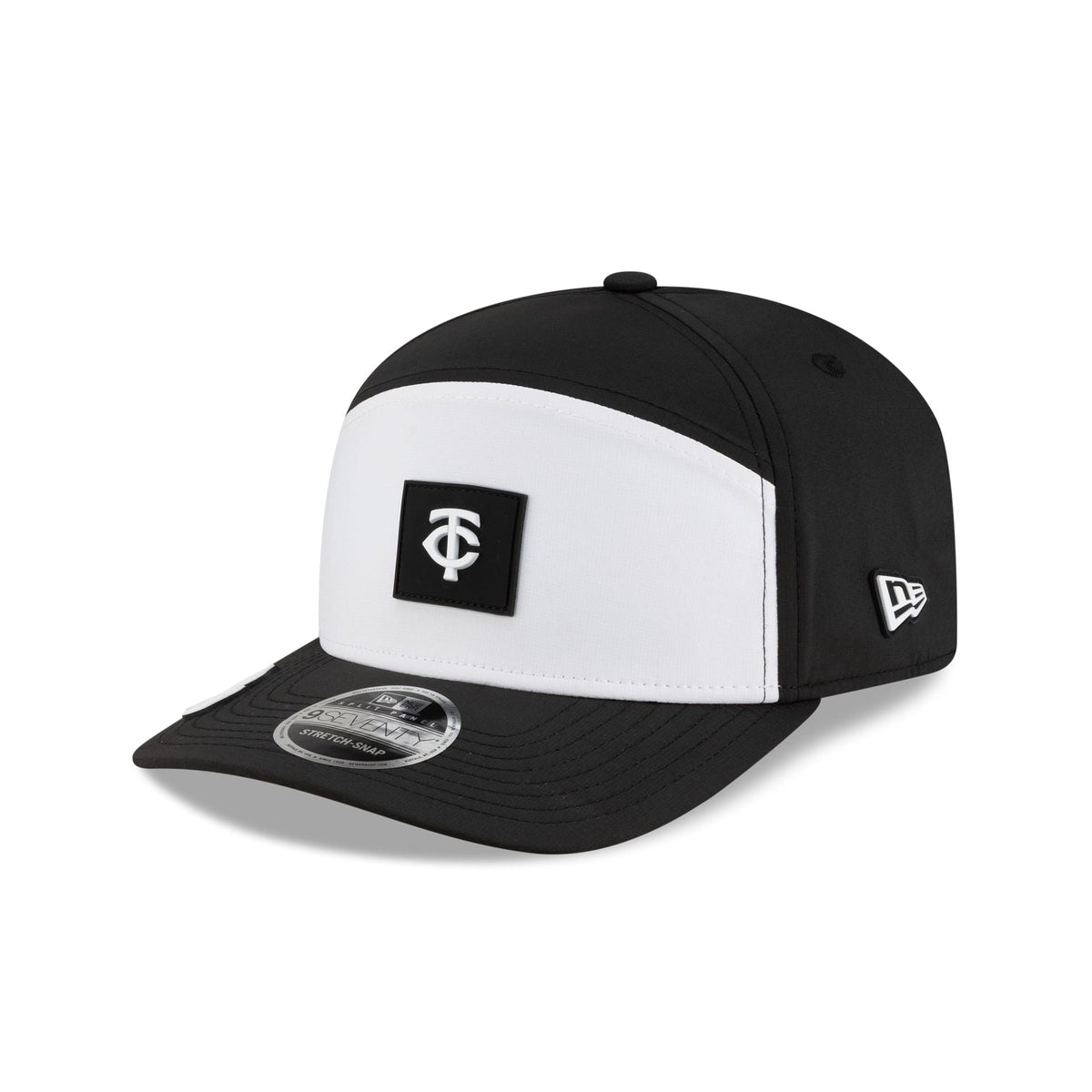 Minnesota Twins 2026 Clubhouse Black & White Split Panel 9SEVENTY Stretch-Snap Hat