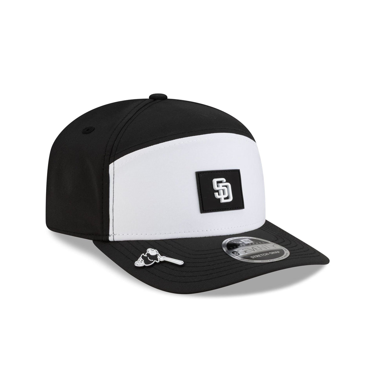 San Diego Padres 2026 Clubhouse Black & White Split Panel 9SEVENTY Stretch-Snap Hat