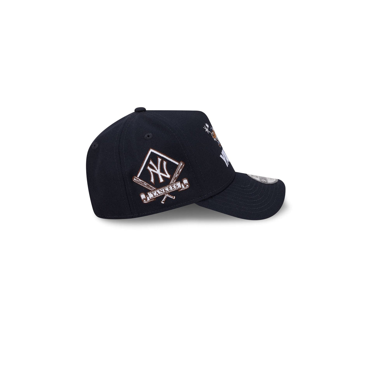 New York Yankees Looney Tunes Kids 9FORTY A-Frame Snapback Hat