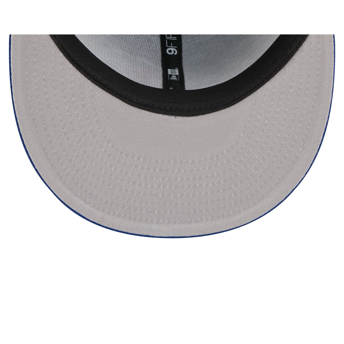 Toronto Blue Jays Bugs Bunny Swing 9FIFTY Snapback Hat
