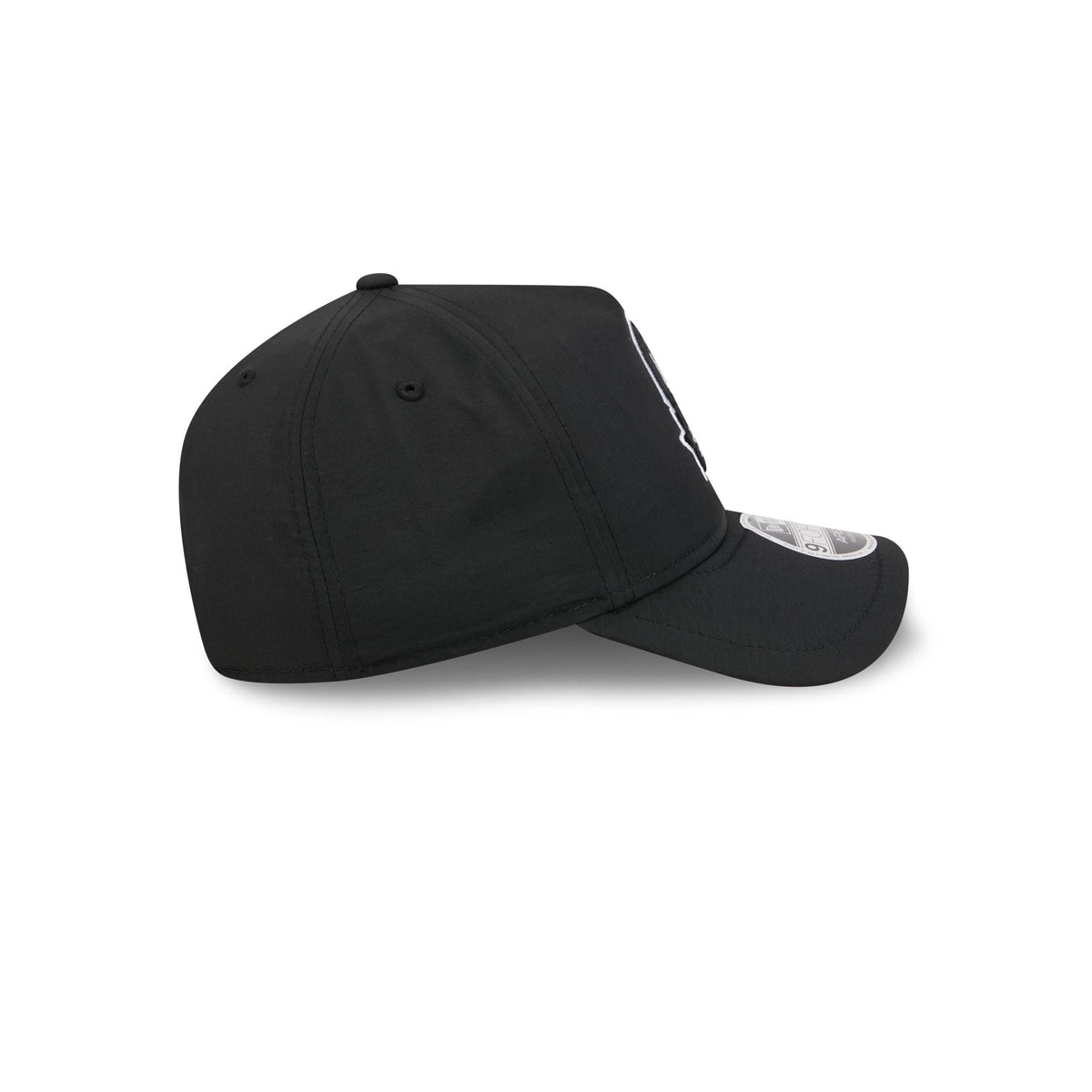 San Antonio Spurs Black 9FORTY APEX Snapback Hat