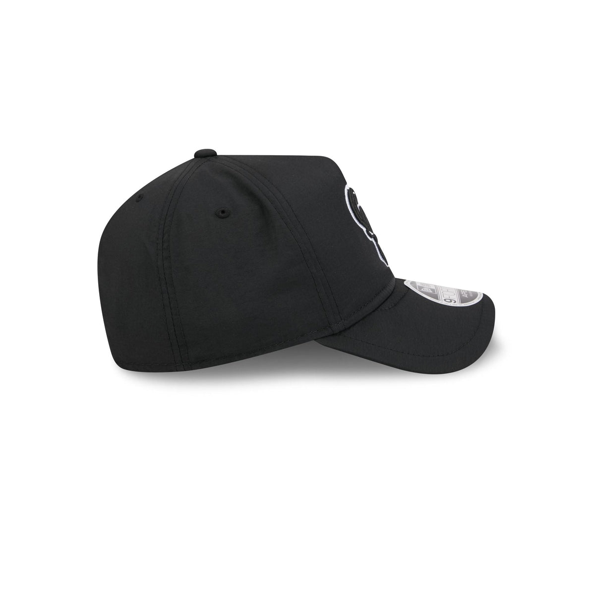 Milwaukee Bucks Black 9FORTY APEX Snapback Hat