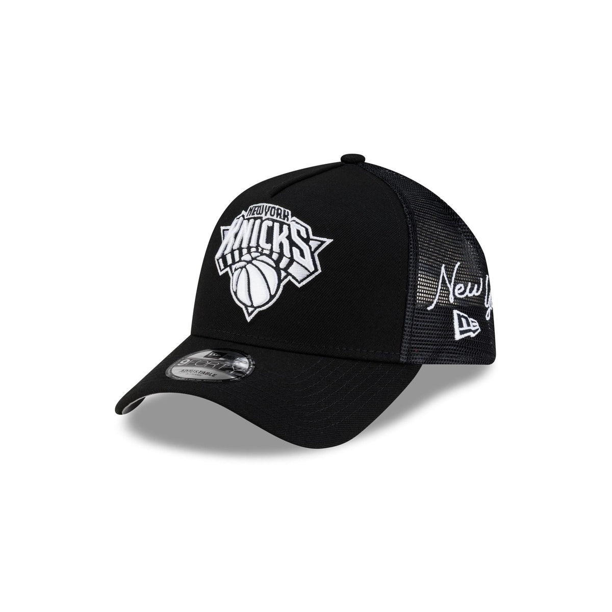New York Knicks Side Script Black 9FORTY A-Frame Trucker Hat