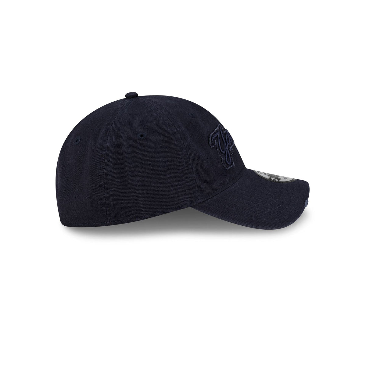 New York Yankees Distressed Wordmark 9TWENTY Adjustable Hat