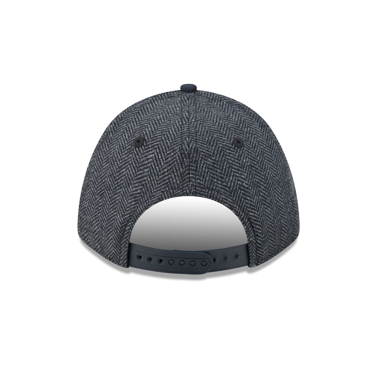 Atlanta Braves Faux Wool 9FORTY M-Crown Snapback Hat