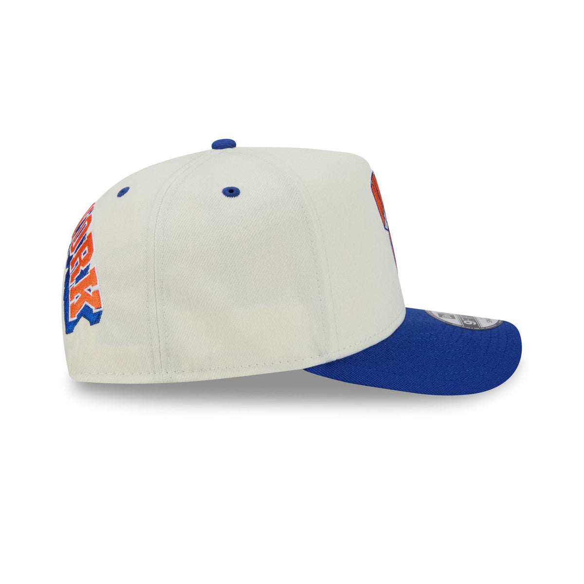 New York Knicks Statement Back Chrome White 9FIFTY A-Frame Snapback Hat