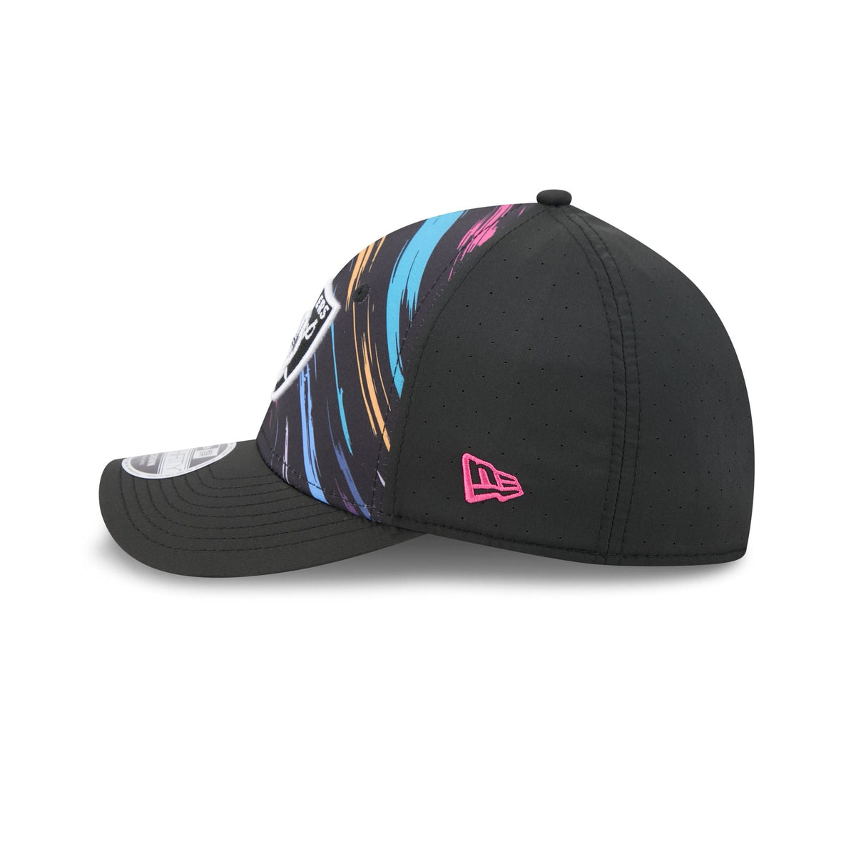 Las Vegas Raiders 2026 Crucial Catch 39THIRTY M-Crown Stretch Fit Hat